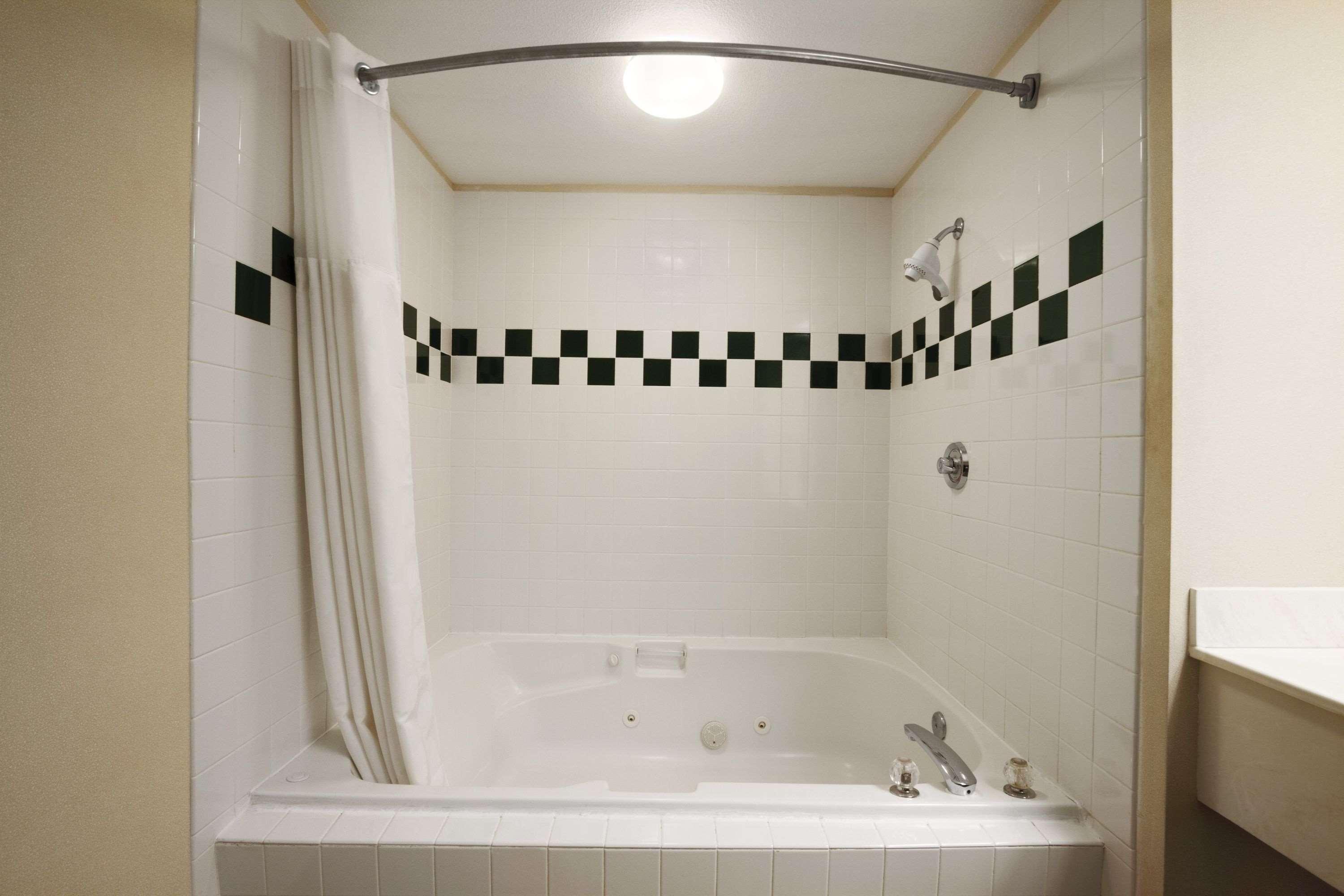 Ramada By Wyndham Seatac Airport Hotel Eksteriør billede
