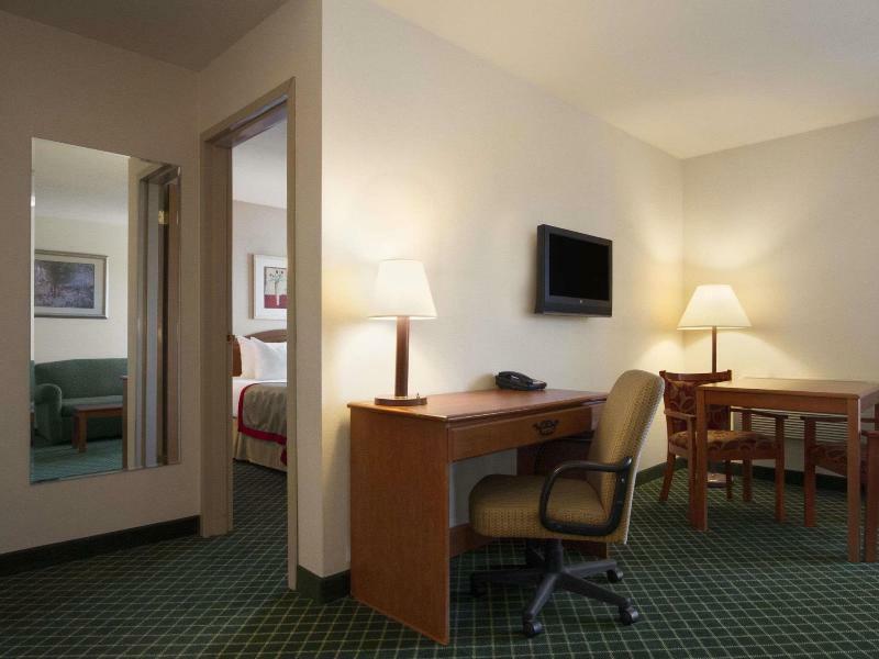 Ramada By Wyndham Seatac Airport Hotel Eksteriør billede
